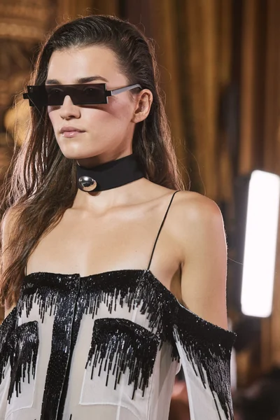 Look 248